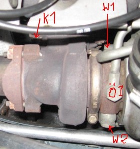 Bild 12: Turbolader ausbauen